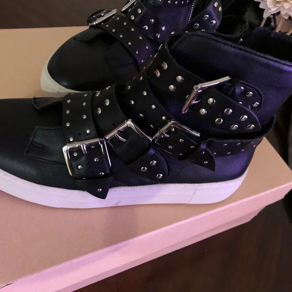 J slides Booties   studded details size 8 - Picture 7 of 11